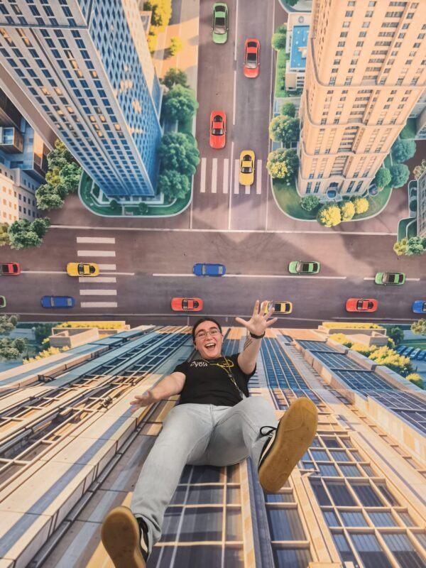 Skyscraper jump - Image 2
